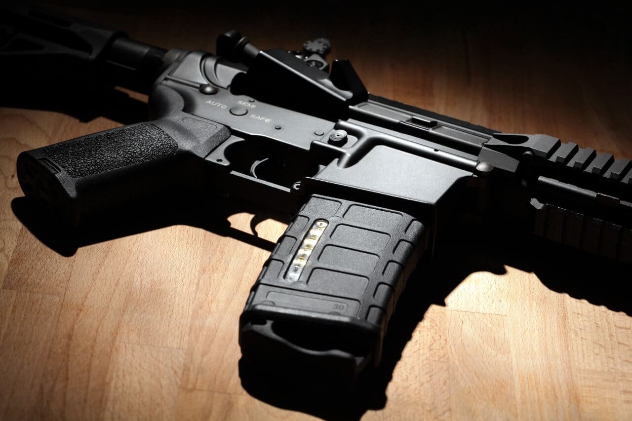 how much does an ar15 weigh