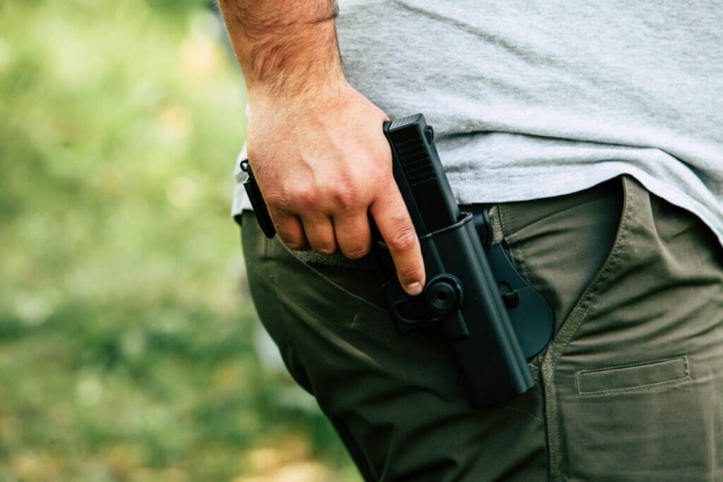 Rule #4 - The Holster Must Stay Open To Permit Easy Reholstering 